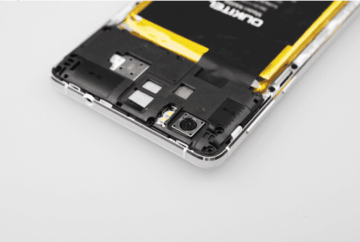 gizchina.es_wp_content_uploads_2016_02_Oukitel_k4000_2.png