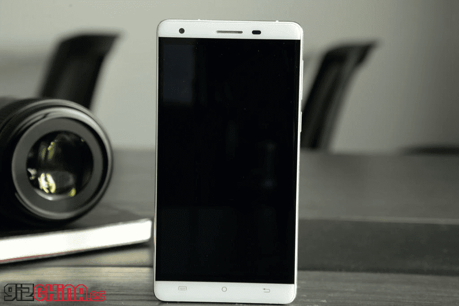 gizchina.es_wp_content_uploads_2016_03_Cubot_H2_1.png