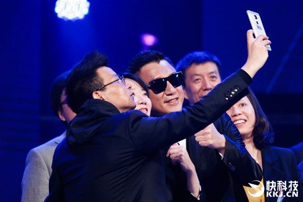 gizchina.es_wp_content_uploads_2016_04_LeEco_Le_2_2.jpg