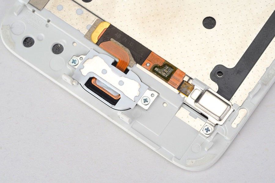 gizchina.es_wp_content_uploads_2016_04_Meizu_Pro_6_101.jpg