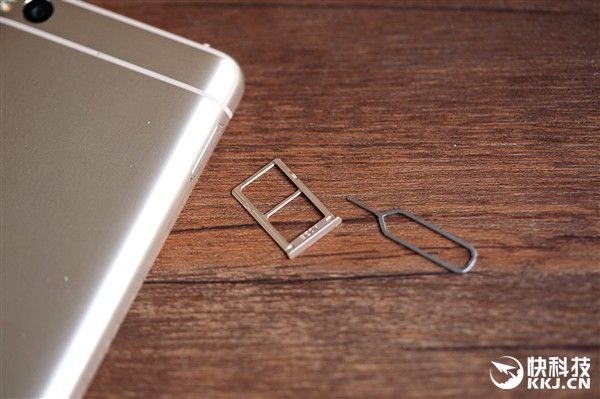 gizchina.es_wp_content_uploads_2016_09_Xiaomi_Mi5S_22.jpg