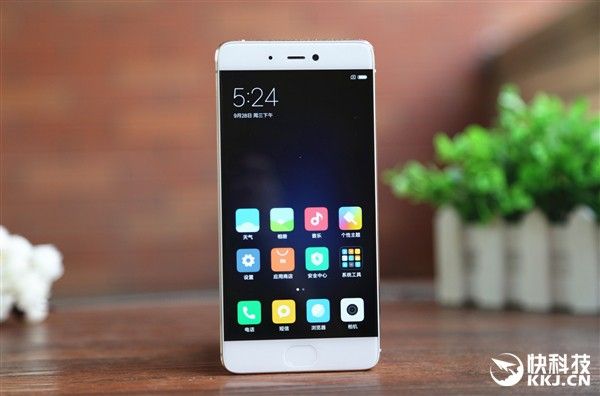 gizchina.es_wp_content_uploads_2016_09_Xiaomi_Mi5S_91.jpg