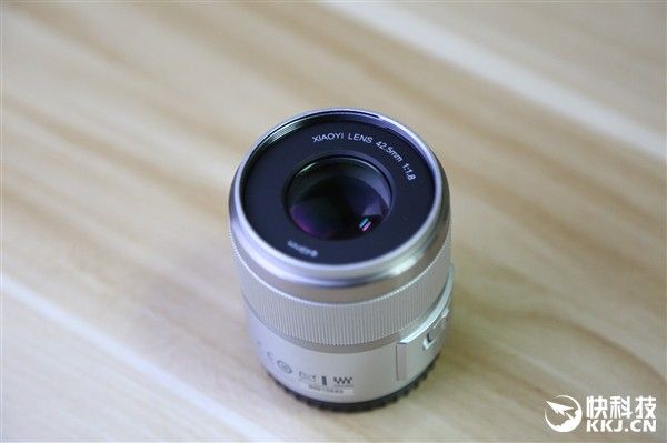 gizchina.es_wp_content_uploads_2016_09_Yi_M1_1.jpg