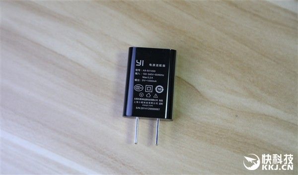 gizchina.es_wp_content_uploads_2016_09_Yi_M1_17.jpg