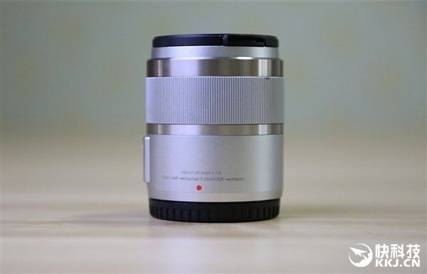 gizchina.es_wp_content_uploads_2016_09_Yi_M1_7.jpg