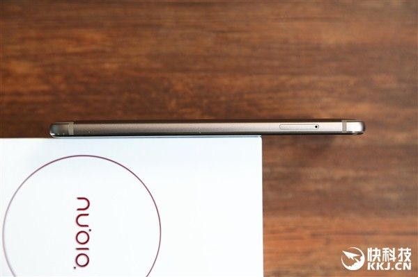 gizchina.es_wp_content_uploads_2016_10_5nubia_z11_mini_s_01.jpg