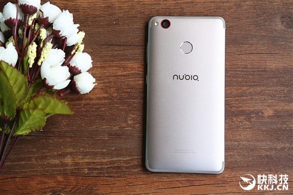 gizchina.es_wp_content_uploads_2016_10_nubia_z11_mini_s_019.jpg