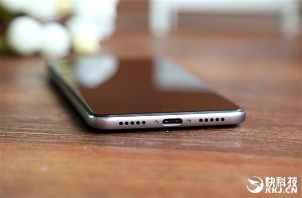 gizchina.es_wp_content_uploads_2016_10_nubia_z11_mini_s_022.jpg