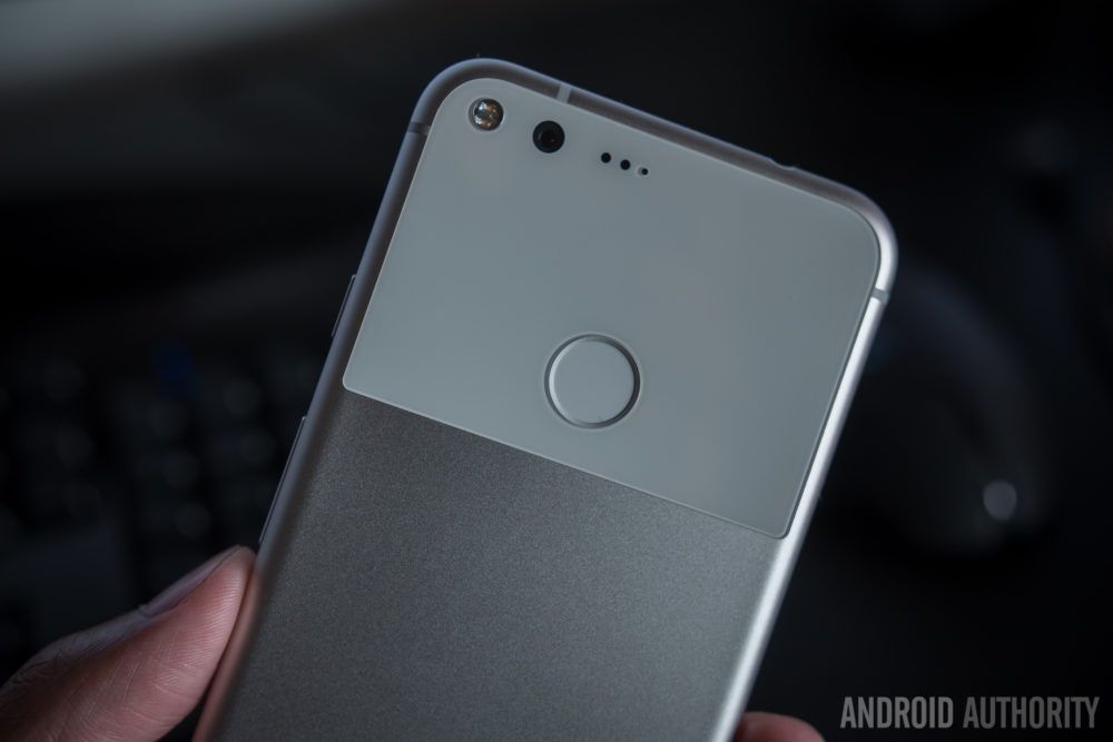 google-pixel-xl-initial-review-aa-14-of-48-back-glass-1000x667.jpg