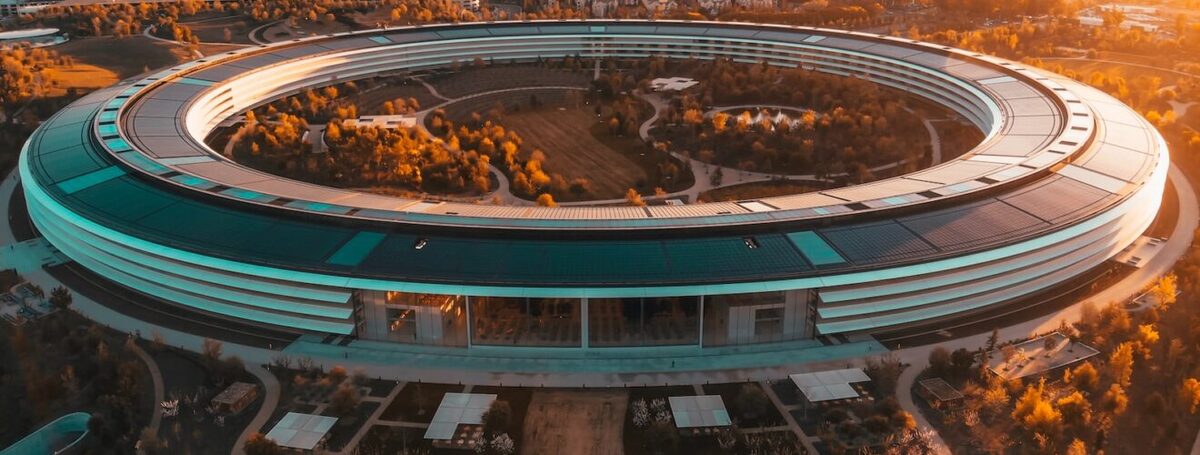 gulyvmt9uwi-1320x500.jpg