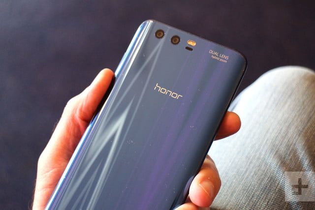 honor-9-review-back-logov2-640x0.jpg