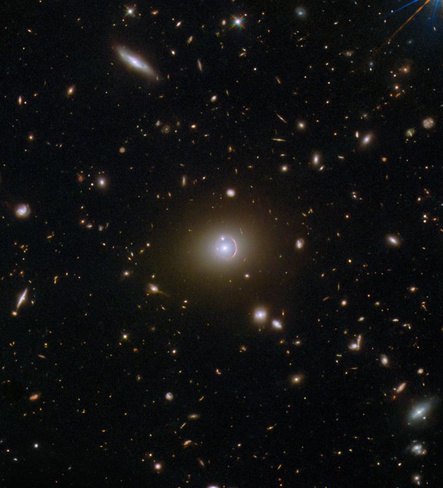 hubble-hers-020941-potw2401a.jpg