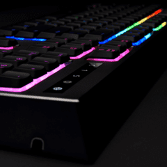 i.blogs.es_3b1323_razer_ornata_chroma_gallery_13_240_240.png