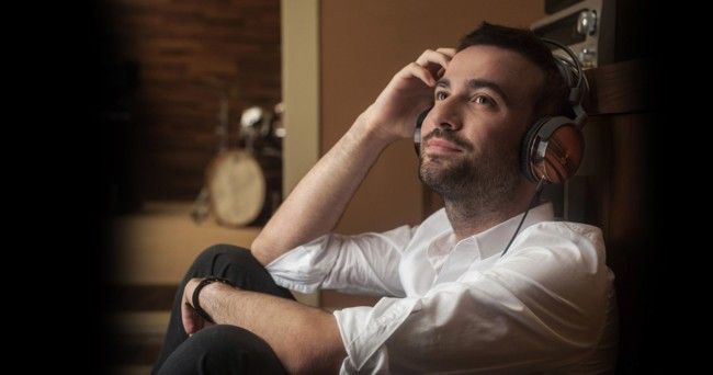 i.blogs.es_9b3be0_meze_88_wood_audiophile_headphone_warm_sound_650_1200.jpg
