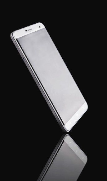 i0.wp.com_gizchina.es_wp_content_uploads_2016_04_Oukitel_K6000302d0b0a4196a42a4b42e27456b3adaa.jpg