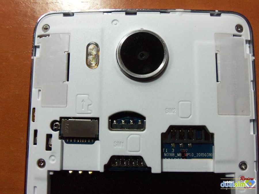 i1229.photobucket.com_albums_ee479_imput1_UMI_20HAMMER_UNBOXING_100_1307_result_zpsymive4er.jpg