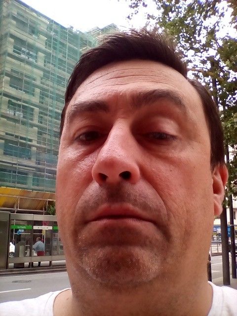 i57.tinypic.com_r9n778.jpg