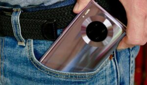 IIT-un-nuevo-telefono-Huawei-4G-con-camara-300x174.jpg