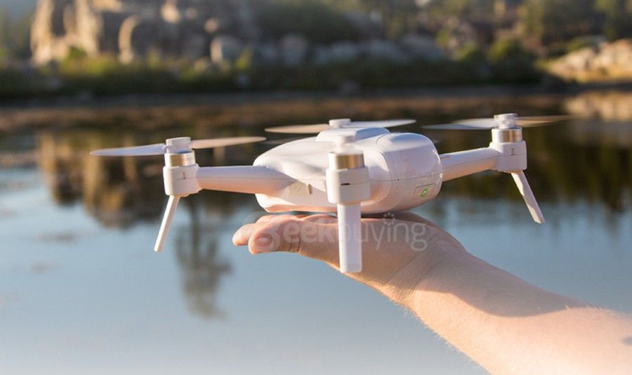 image4.geekbuying.com_content_pic_201609_Yuneec_Breeze_4K_UHD_0d732646d3f456619e84489407db0123.jpg