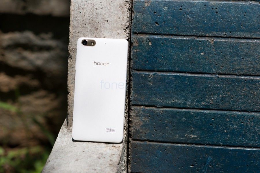 images.fonearena.com_blog_wp_content_uploads_2015_05_honor_4c_back_2.jpg