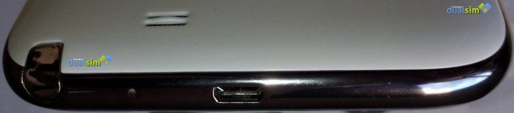 INFERIOR entrada usb.jpg