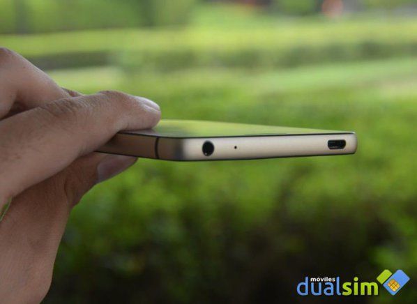infocus-m810-review-fonearena-14.jpg