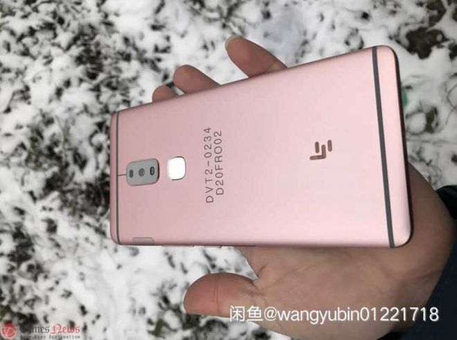 LeEco-LE-X920-leaked-image-660x491.jpg