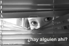 m1.paperblog.com_i_56_563449_hay_alguien_ahi_L_mtP4tq.jpe