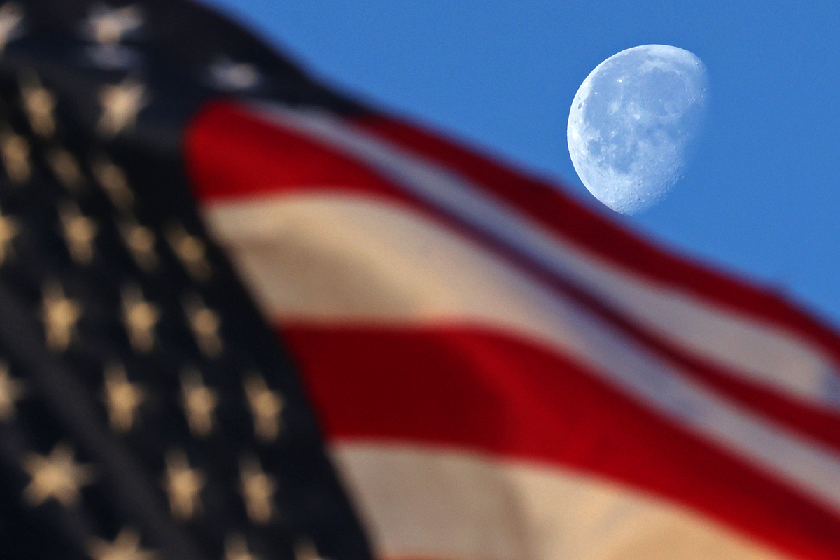 maf-20250319-flagmoonorig.jpg