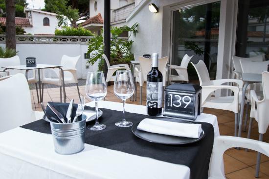 media_cdn.tripadvisor.com_media_photo_s_06_7c_4d_96_hotel_139.jpg