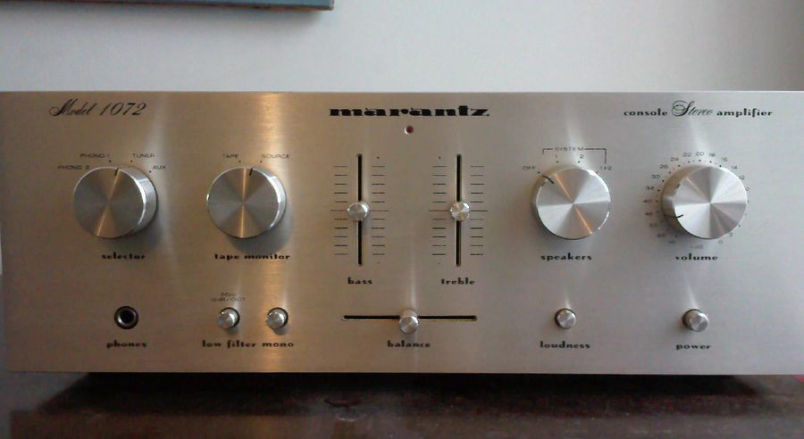 medias.audiofanzine.com_images_normal_marantz_model_1072_198501.jpg