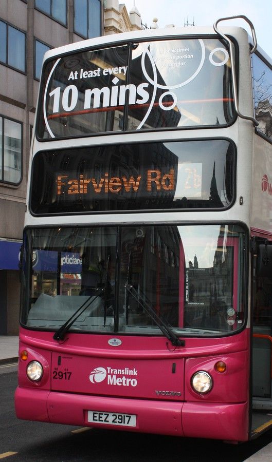 Metro_(Belfast)_bus_2917_(EEZ_2917)_2005_Volvo_B7TL_Alexander_Dennis_ALX400,_15_March_2011.jpg