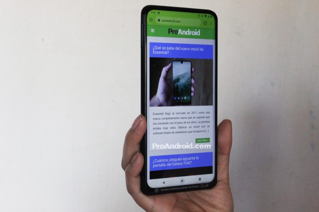 motorola-one-2019-todo-pantalla-1024x683.jpg
