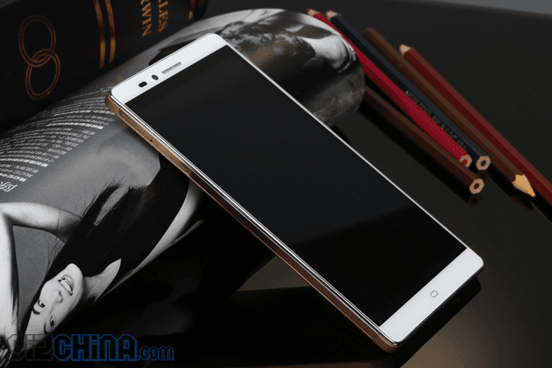 movilesandroidchinos.com_wp_content_uploads_2015_05_Fotograf_C3_ADas_reales_Elephone_Vowney_4.png