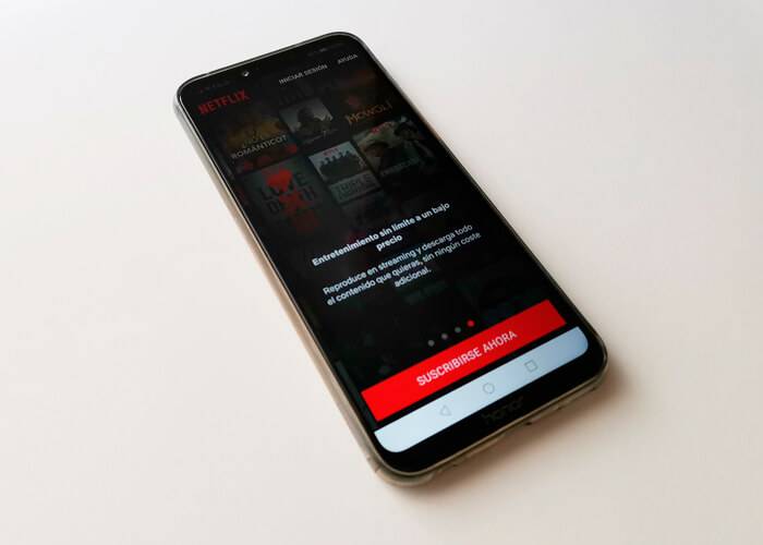 netflix-play.jpg