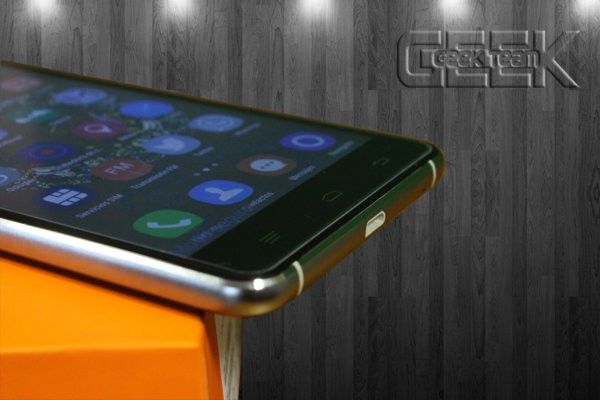 oukitel 4.jpg