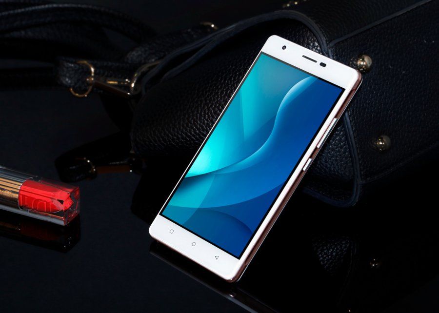 OUKITEL C4 -2.jpg