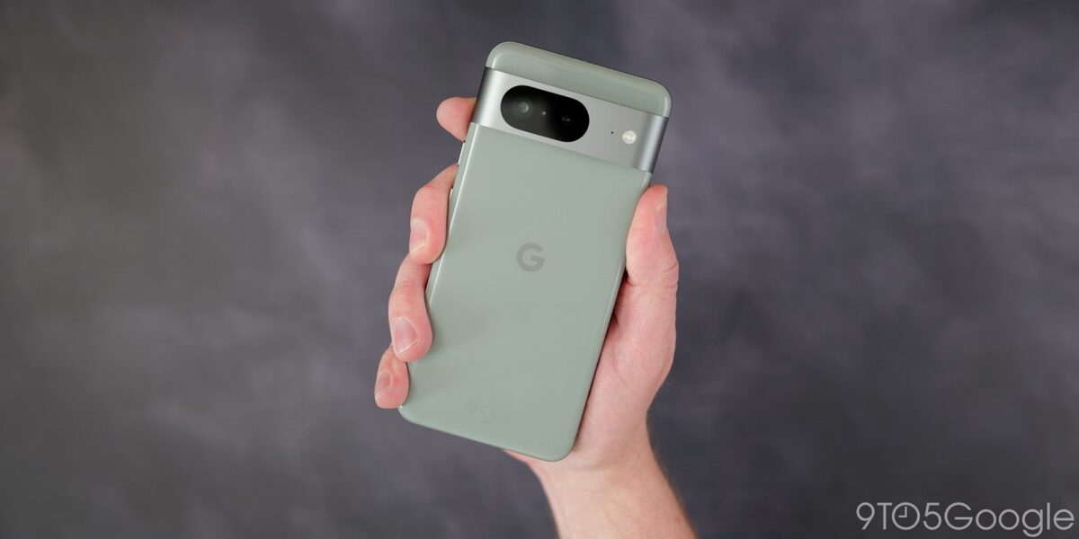 Pixel-8-clasped-in-hand.jpg