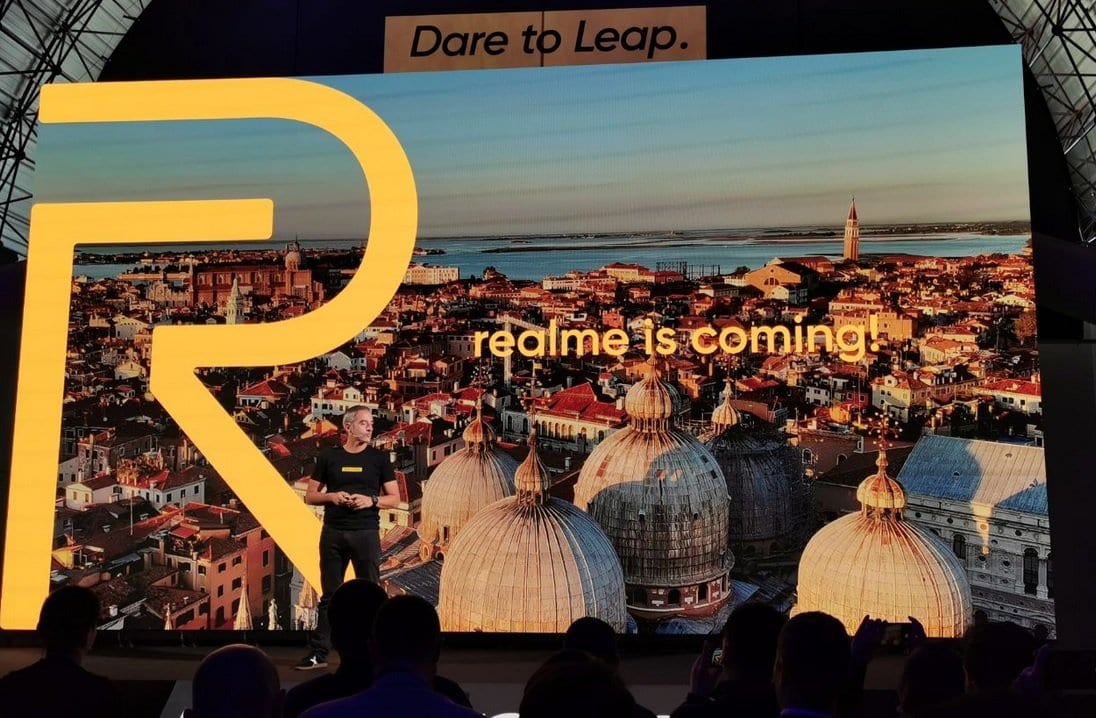 realme.jpg
