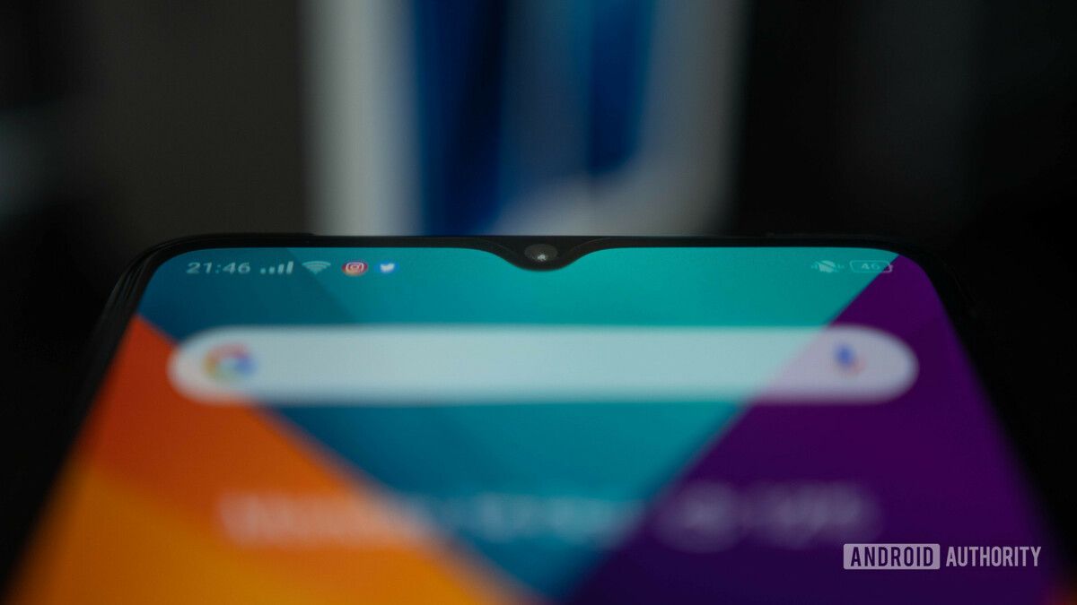 Realme-X2-Pro-depth-shot-of-water-drop-notch.jpg