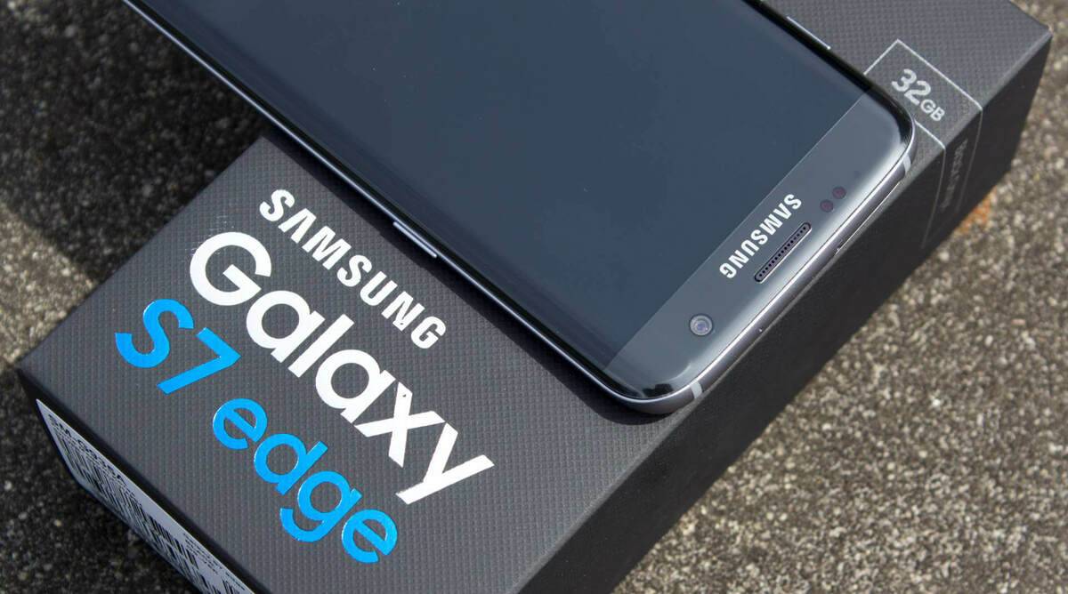Samsung-Galaxy-S7-Edge-AH-NS-box.jpg