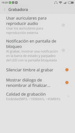 Screenshot_2015-11-04-19-29-40_com.android.soundrecorder.png