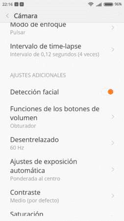 Screenshot_2015-11-21-22-16-36_com.android.camera.png