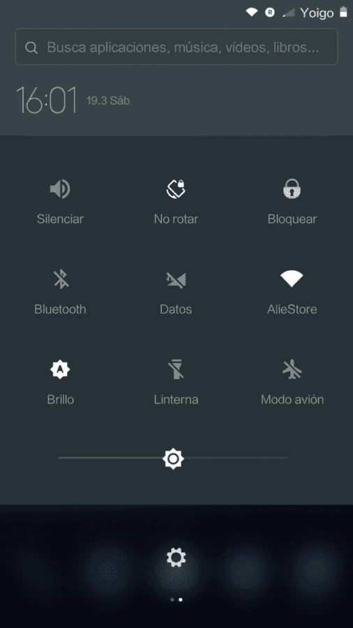 Screenshot_2016-03-19-16-01-56_com.miui.home.png