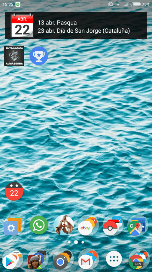Screenshot_2017-04-22-15-35-38-814_com.anddoes.launcher.png