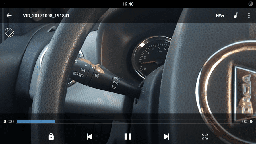 Screenshot_20171008-194004.png
