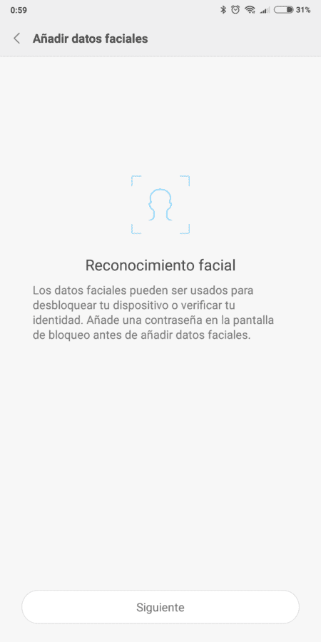 Screenshot_2018-05-10-00-59-36-673_com.android.keyguard.png