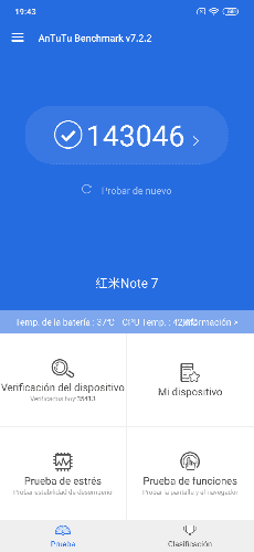 Screenshot_2019-06-08-19-43-27-844_com.antutu.ABenchMark.png