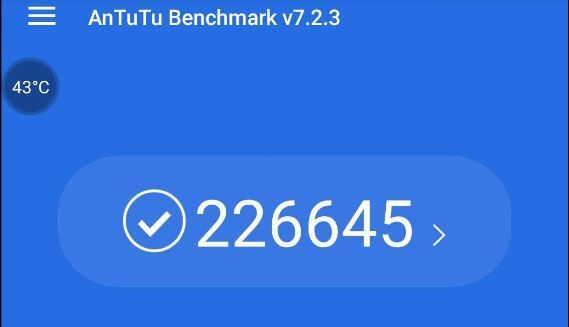 Screenshot_2019-09-30-20-19-53-079_com.antutu.ABenchMark.jpg