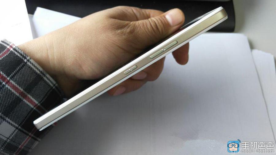 static2.androidsis.com_wp_content_uploads_2015_04_Lenovo_A7600_M_perfil.jpg